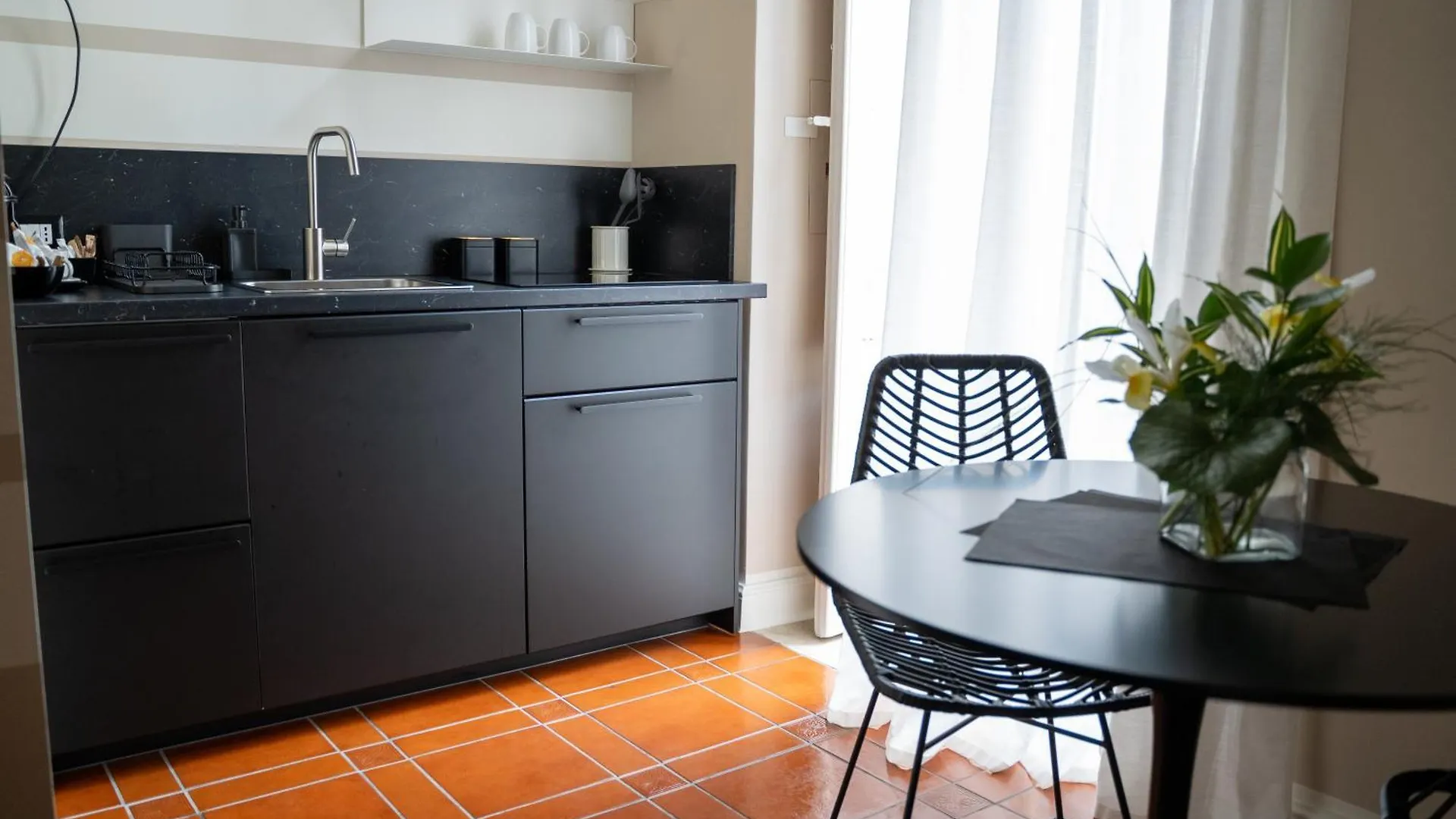 Vendégház Casa Almika Principe Amedeo Hotel Bari Olaszország