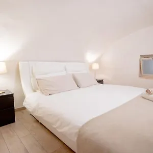 Apartament House 78, Bari